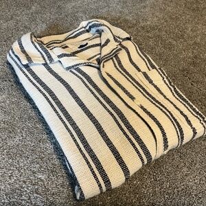 American Eagle Poolside Striped Button Down-Men's Medium